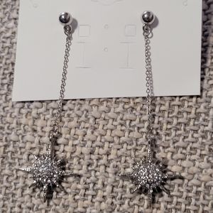 Simple, beautiful star 🌟 earrings.